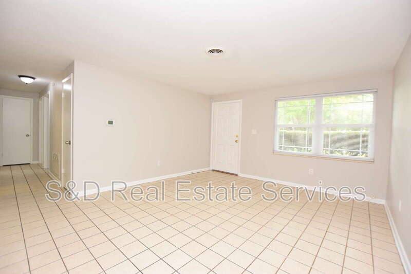House for rent at 1424 Phyllis St, Lakeland, FL 33803