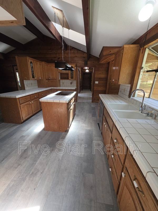 House for rent at 14975 Chattering Pines Rd, Grass Valley, CA 95945