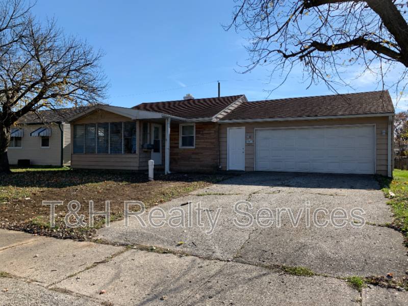House for rent at 1819 Knox St, Indianapolis, IN 46237