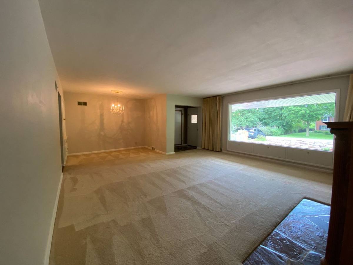 House for rent at 1375 Fairhaven Blvd, Elm Grove, WI 53122
