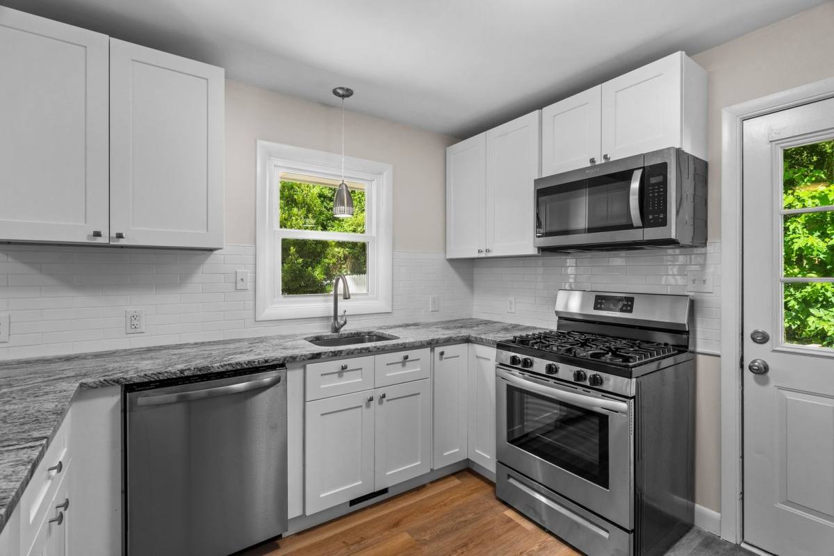 House for rent at 3300 Ashby Place, Raleigh, NC 27604