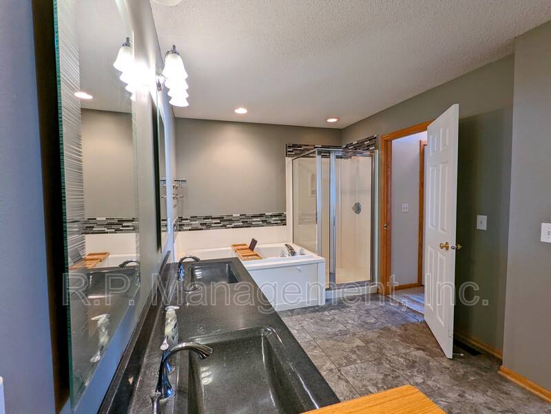 Townhouse for rent at 1909 Bluestem Lane, Saint Paul, MN 55126