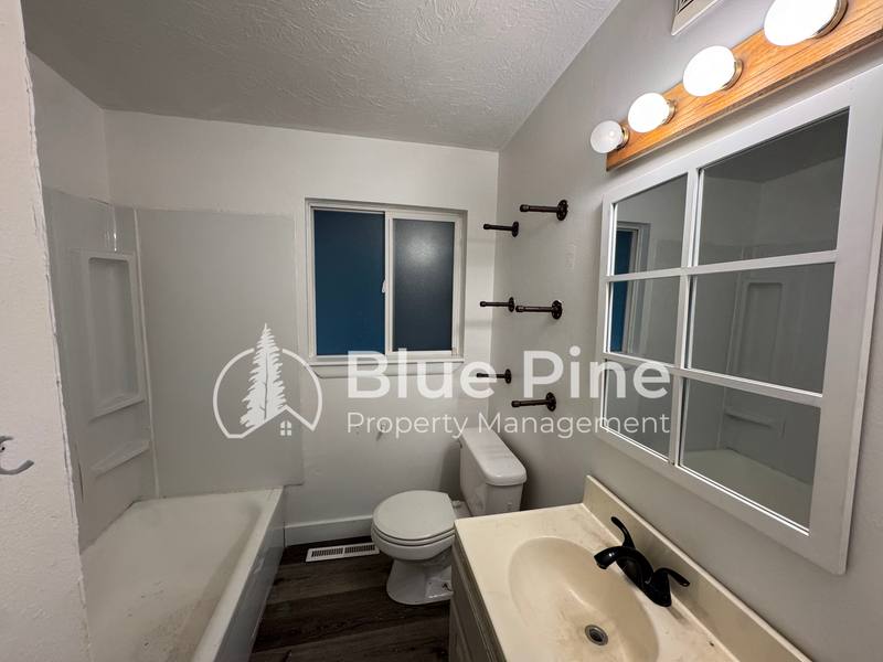 House for rent at 1861 Gallup St, Idaho Falls, ID 83404
