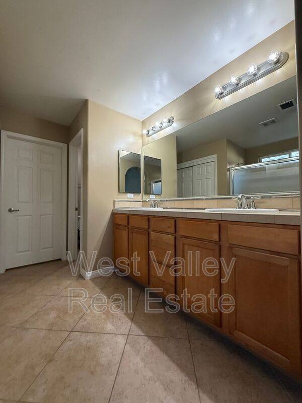 House for rent at 13616 Scafell Pike St, Bakersfield, CA 93314
