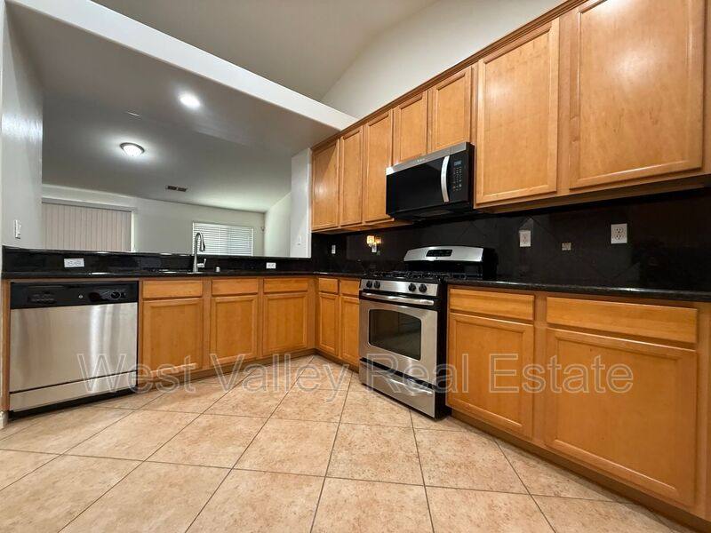 House for rent at 13616 Scafell Pike St, Bakersfield, CA 93314