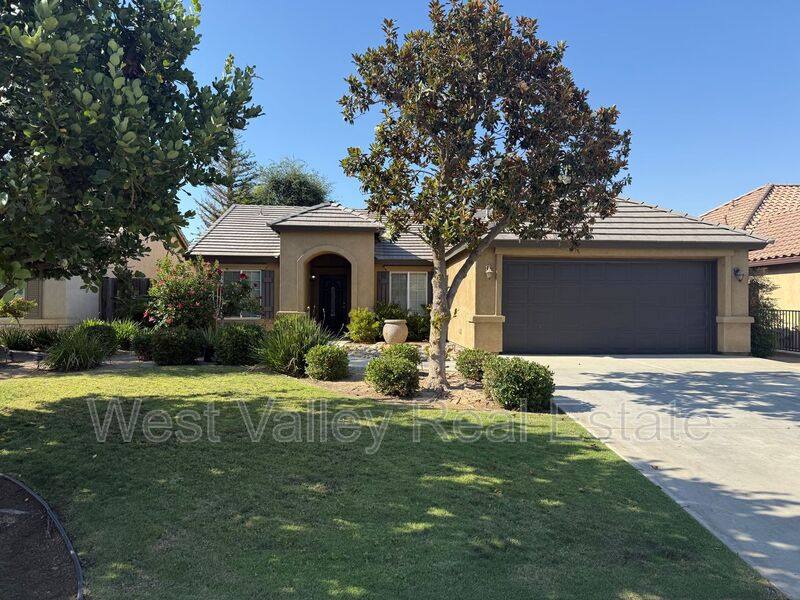 House for rent at 13616 Scafell Pike St, Bakersfield, CA 93314