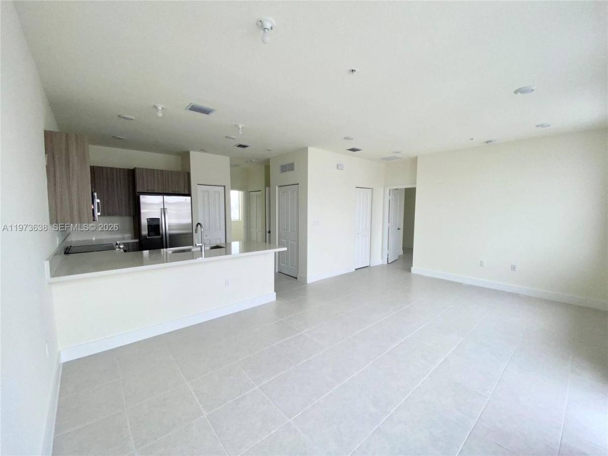 Apartment for rent at 6453 NW 102 Path #304, Miami, FL 33178