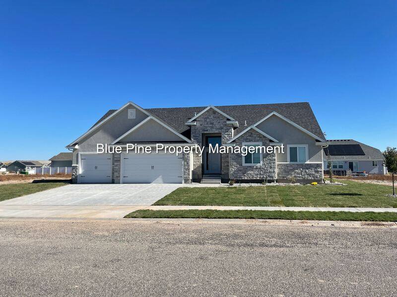 House for rent at 1507 47th St, Idaho Falls, ID 83401