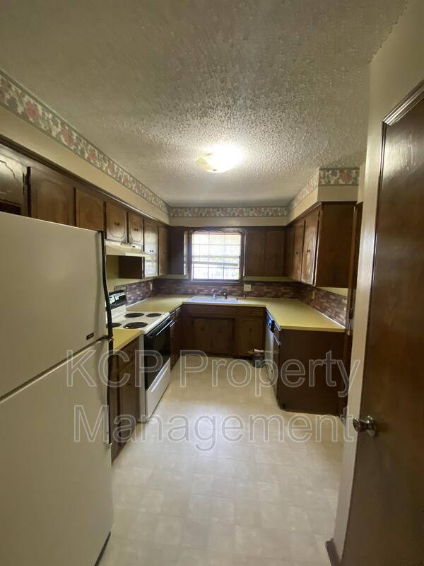 Apartment for rent at 4914 S U, Fort Smith, AR 72903
