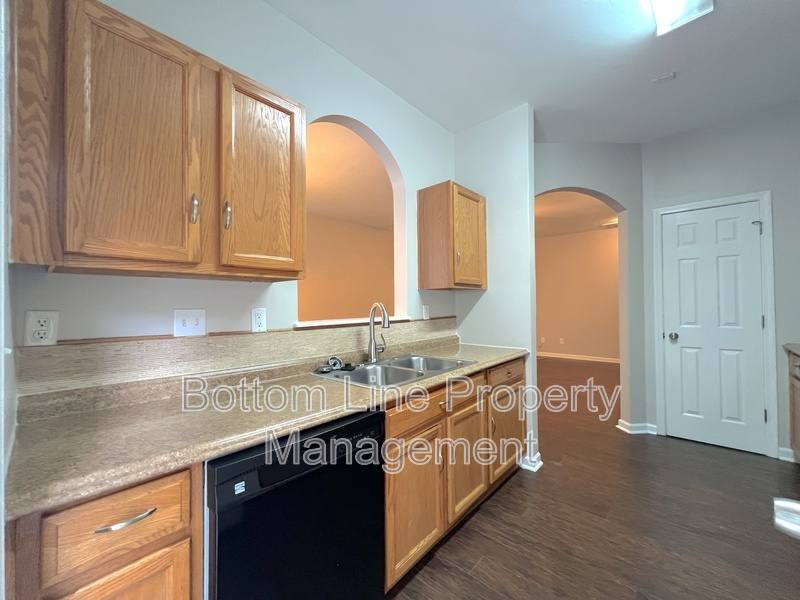 Townhouse for rent at 7637 Abigail Glen Dr, Charlotte, NC 28212
