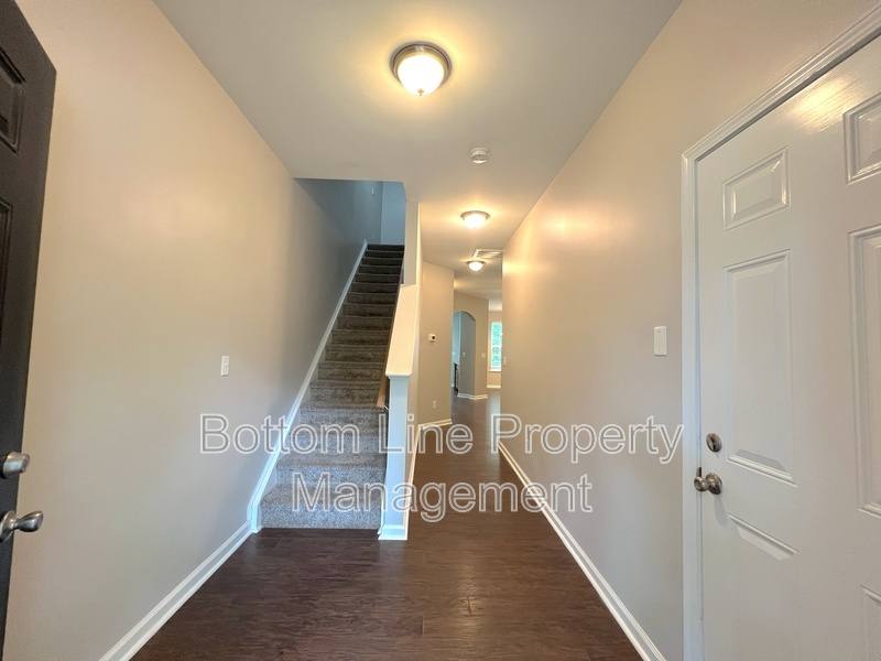 Townhouse for rent at 7637 Abigail Glen Dr, Charlotte, NC 28212