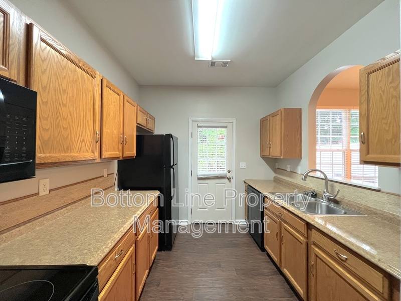 Townhouse for rent at 7637 Abigail Glen Dr, Charlotte, NC 28212