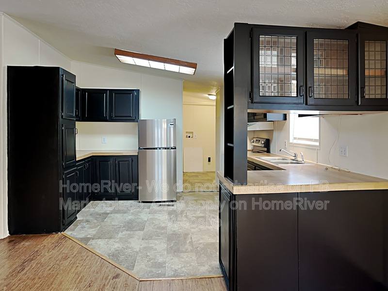 House for rent at 2920 S Windsor Rd, Spokane, WA 99224