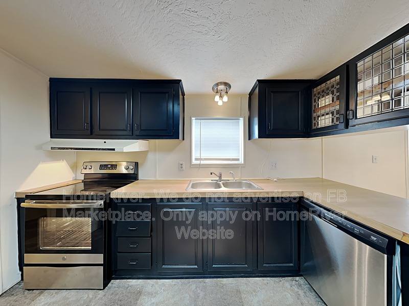 House for rent at 2920 S Windsor Rd, Spokane, WA 99224