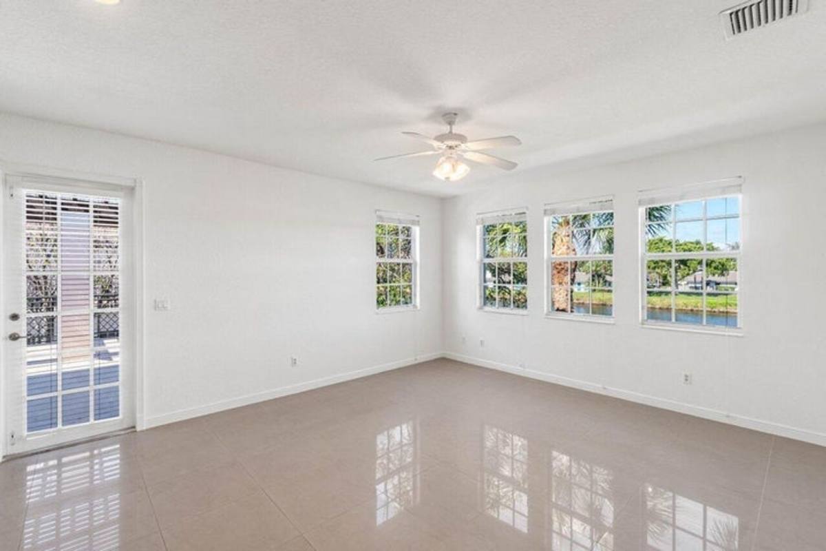Townhouse for rent at 8343 NW 8th Terrace, Boca Raton, FL 33487