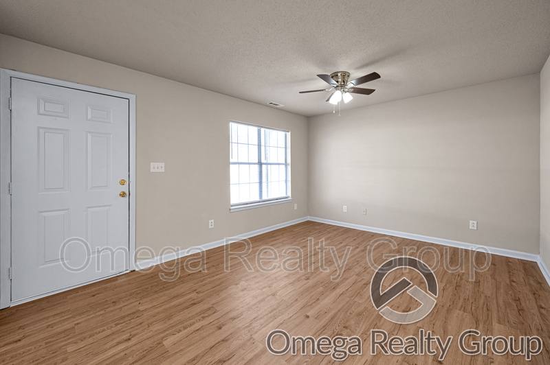 Apartment for rent at 3328 Meridian St N #114, Huntsville, AL 35811