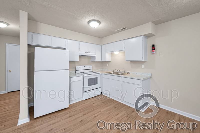 Apartment for rent at 3328 Meridian St N #114, Huntsville, AL 35811