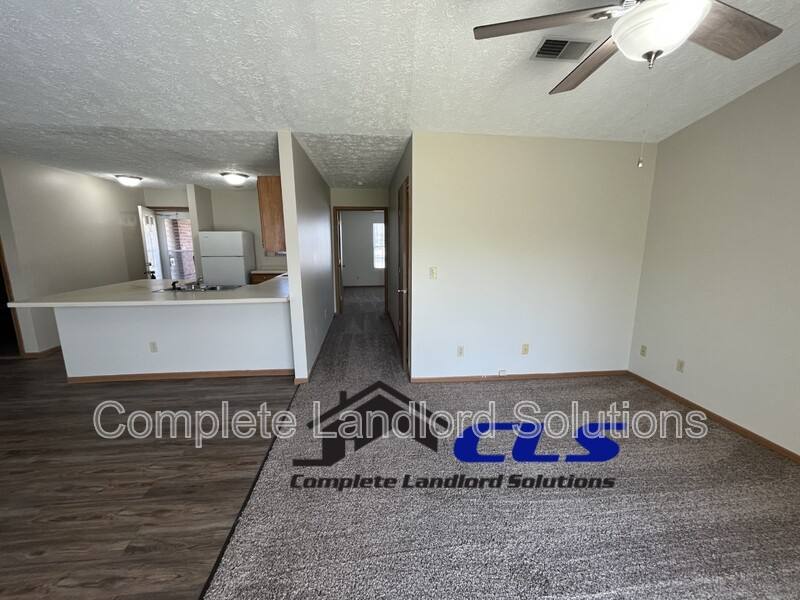 Apartment for rent at 563 Farrington St, Terre Haute, IN 47807