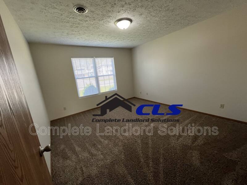 Apartment for rent at 563 Farrington St, Terre Haute, IN 47807