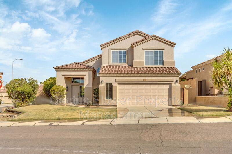 House for rent at 846 W Carob Dr, Chandler, AZ 85248