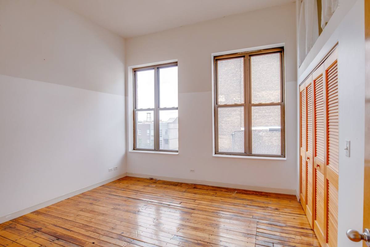 Apartment for rent at 1272-80 N Milwaukee Ave, Chicago, IL 60622