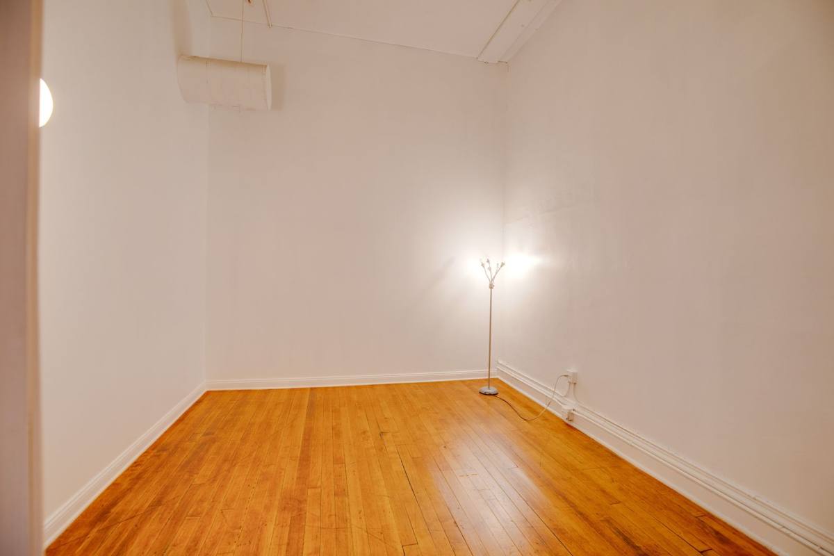 Apartment for rent at 1272-80 N Milwaukee Ave, Chicago, IL 60622