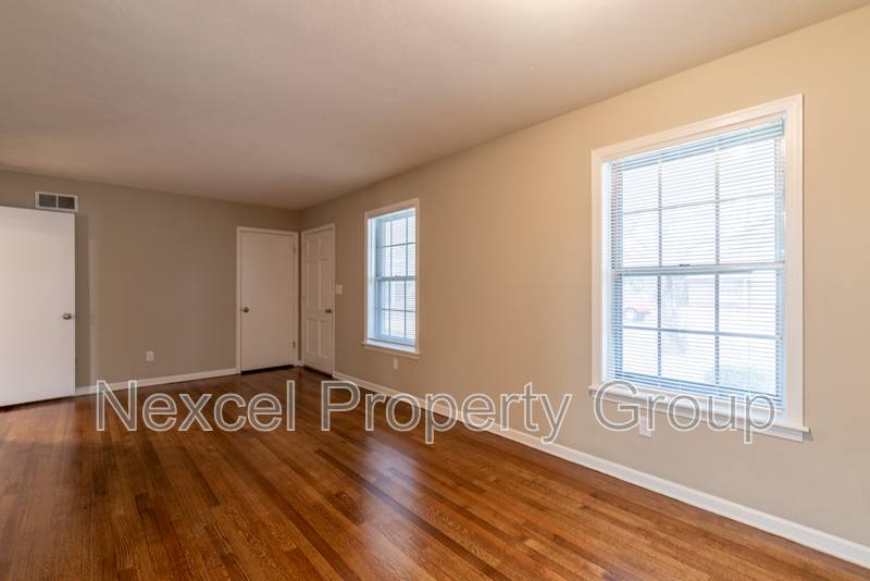 House for rent at 5121 Ginger Circle, Memphis, TN 38118