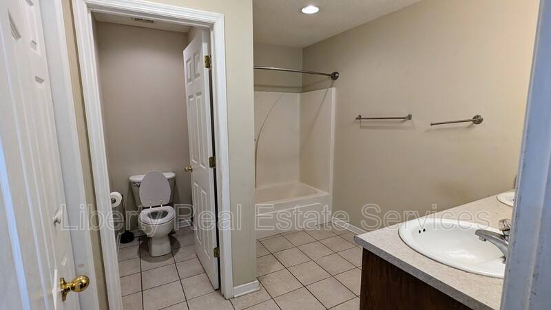 Apartment for rent at 306 N Main St #2C, Hinesville, GA 31313