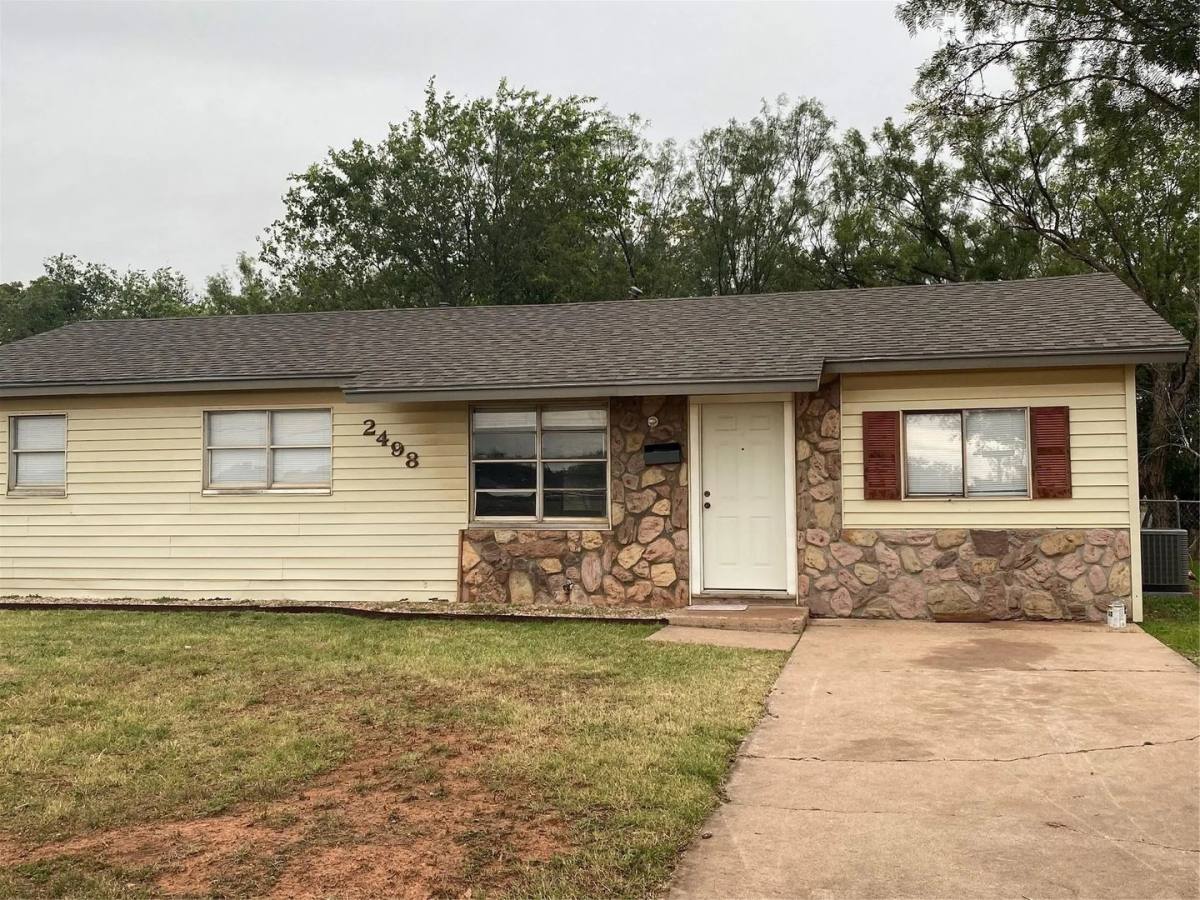 House for rent at 2498 Yorktown Dr, Abilene, TX 79603