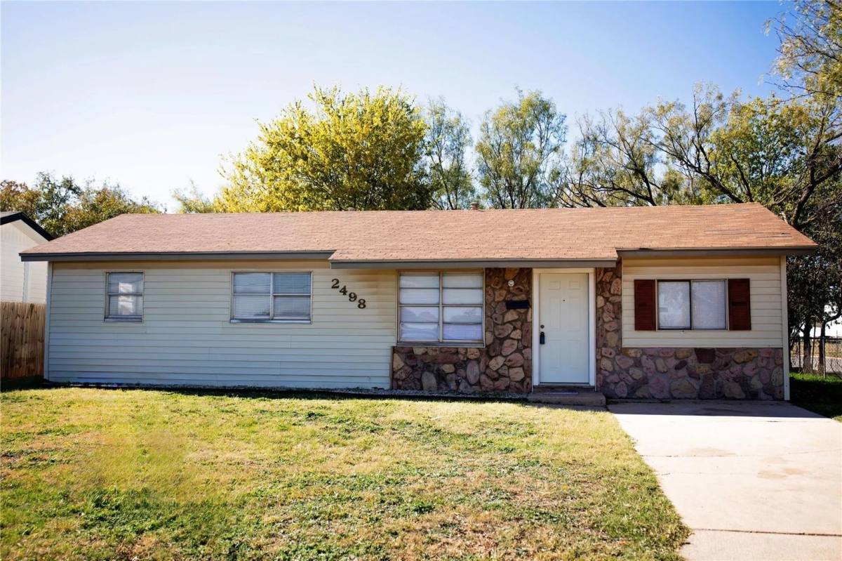 House for rent at 2498 Yorktown Dr, Abilene, TX 79603