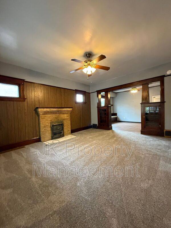 House for rent at 609 6th Ave N, Great Falls, MT 59401