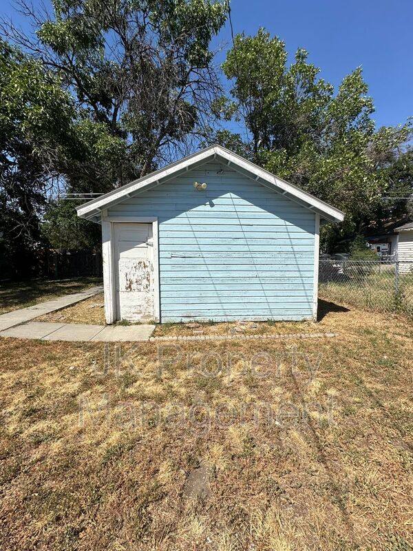 House for rent at 609 6th Ave N, Great Falls, MT 59401