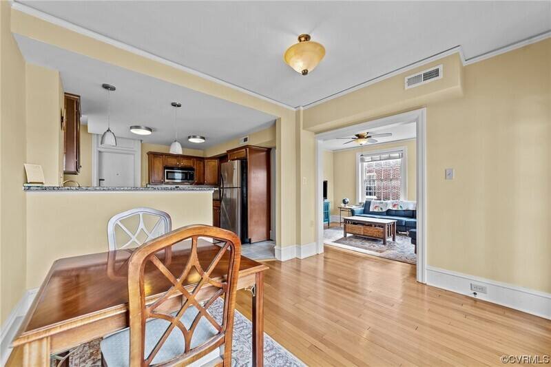 Apartment for rent at 3410 Monument Ave #201, Richmond, VA 23221