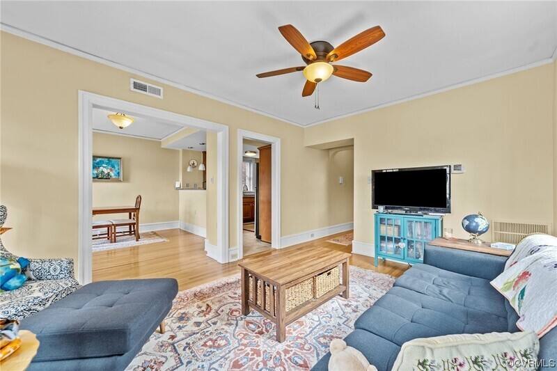 Apartment for rent at 3410 Monument Ave #201, Richmond, VA 23221