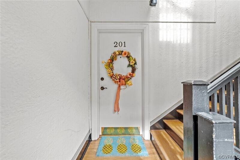 Apartment for rent at 3410 Monument Ave #201, Richmond, VA 23221