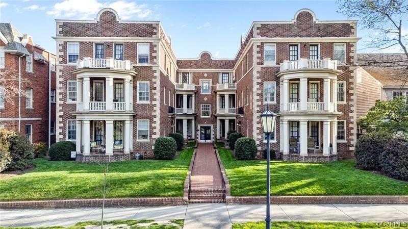 Apartment for rent at 3410 Monument Ave #201, Richmond, VA 23221