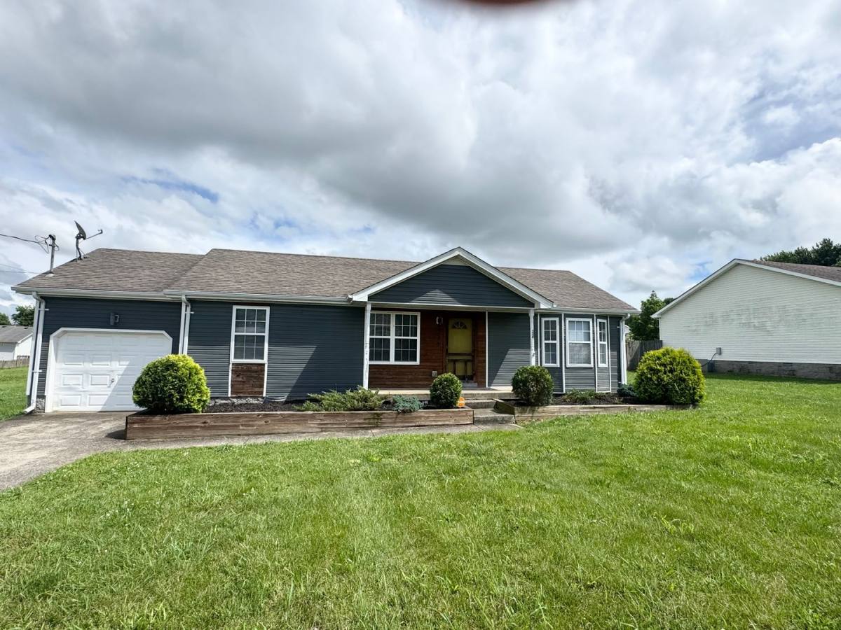 House for rent at 326 Atlantic Ave, Oak Grove, KY 42262