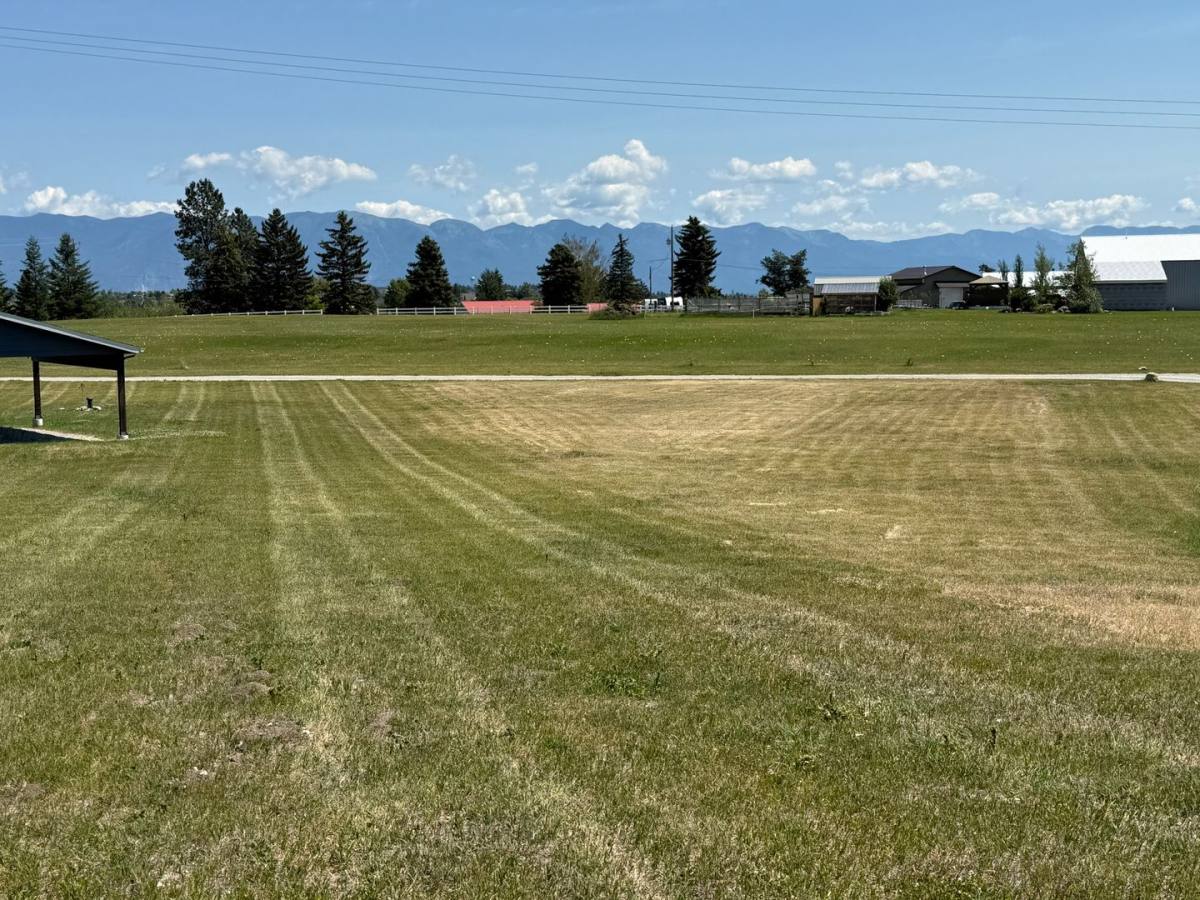House for rent at 1456 2 Mile Dr, Kalispell, MT 59901