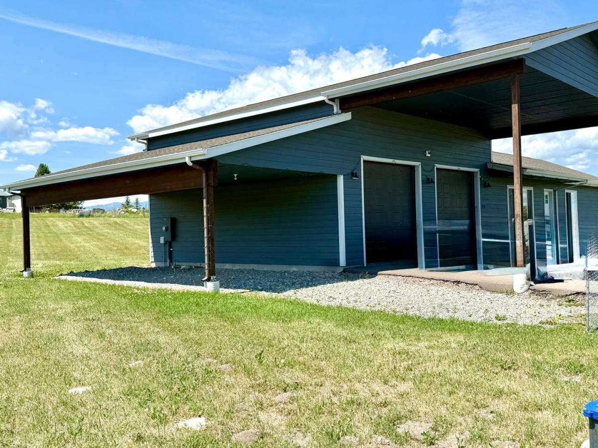 House for rent at 1456 2 Mile Dr, Kalispell, MT 59901