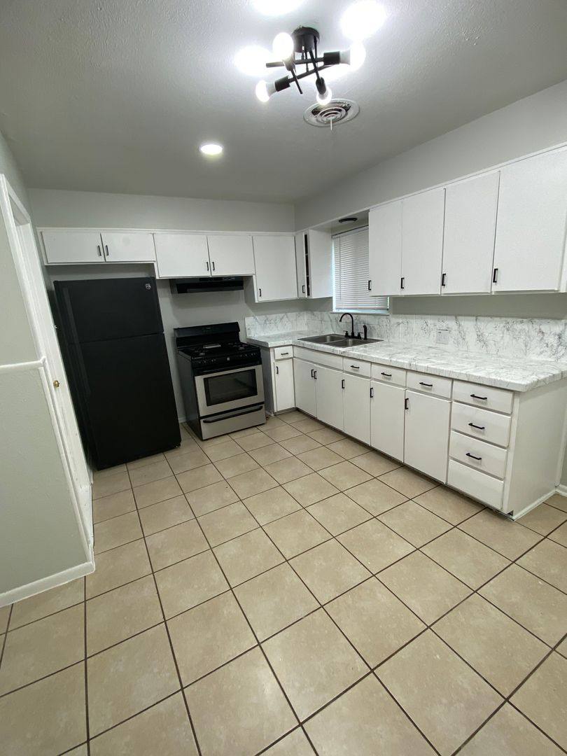 House for rent at 6805 Dubuque Lane, Austin, TX 78723