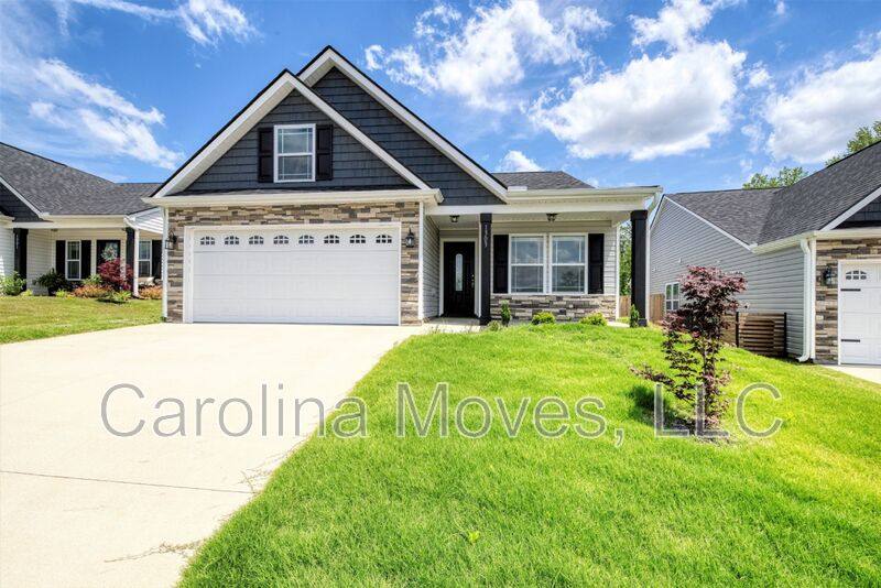 House for rent at 1303 Lindale Place, Spartanburg, SC 29301