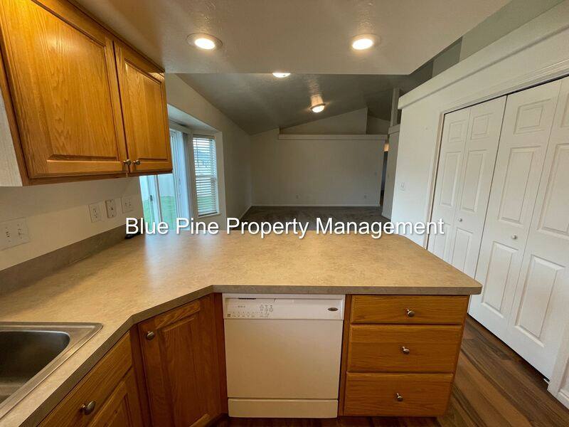 Townhouse for rent at 1156 Matchpoint Dr, Idaho Falls, ID 83406