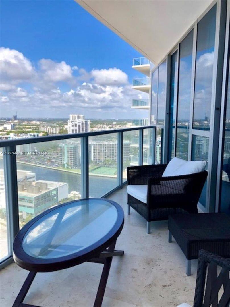 House for rent at 3101 S Ocean Dr, Hollywood, FL 33019