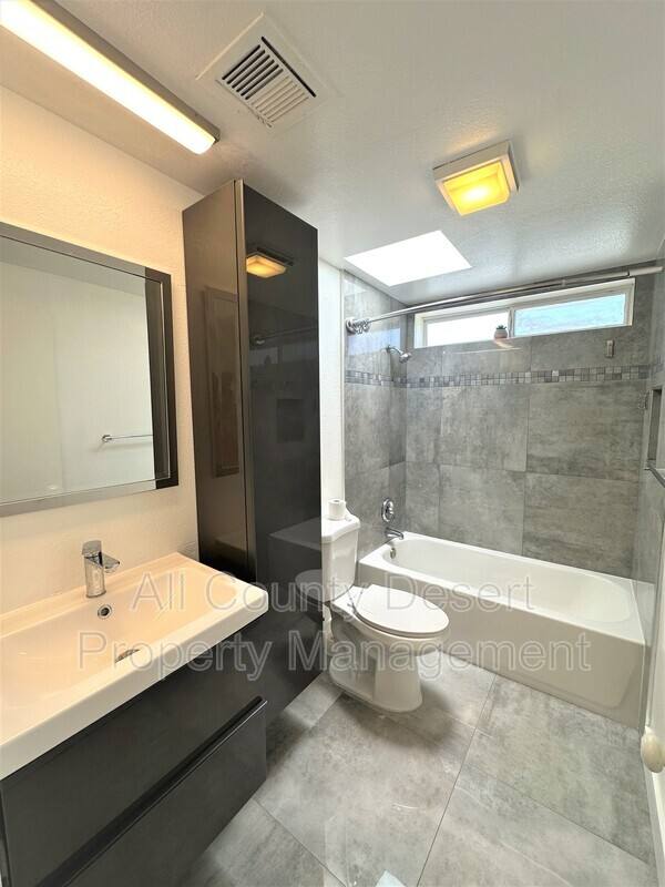 Condo for rent at 401 E Vista Chino #11, Palm Springs, CA 92262