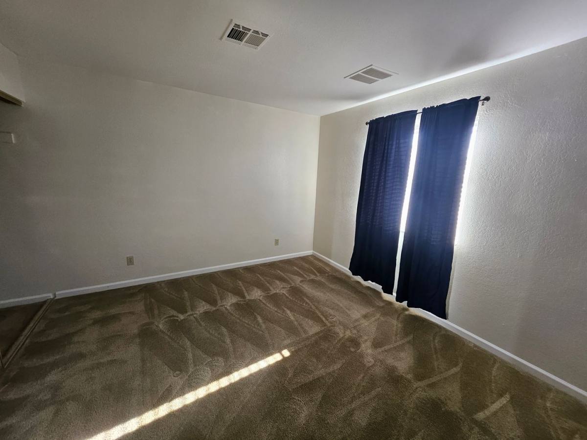House for rent at 3151 Sycamore Ave, Bullhead City, AZ 86429