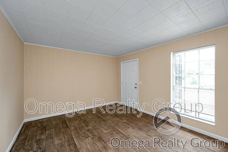 Apartment for rent at 1507 7th Ave #1, Jasper, AL 35501