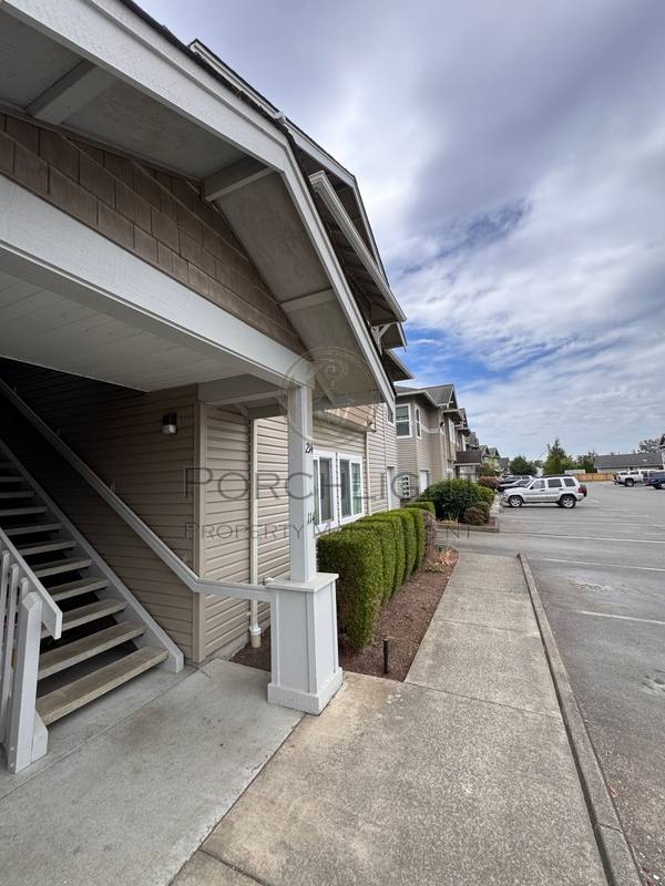 Condo for rent at 1305 Boon St #114, Sumas, WA 98295