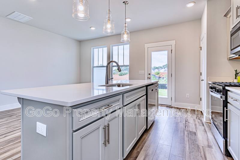 Townhouse for rent at 109 Marston Lane #1, Greenville, SC 29617