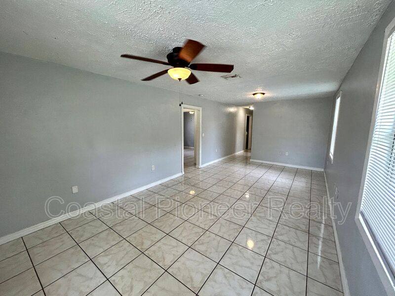 House for rent at 2308 E 15th Ave, Tampa, FL 33605
