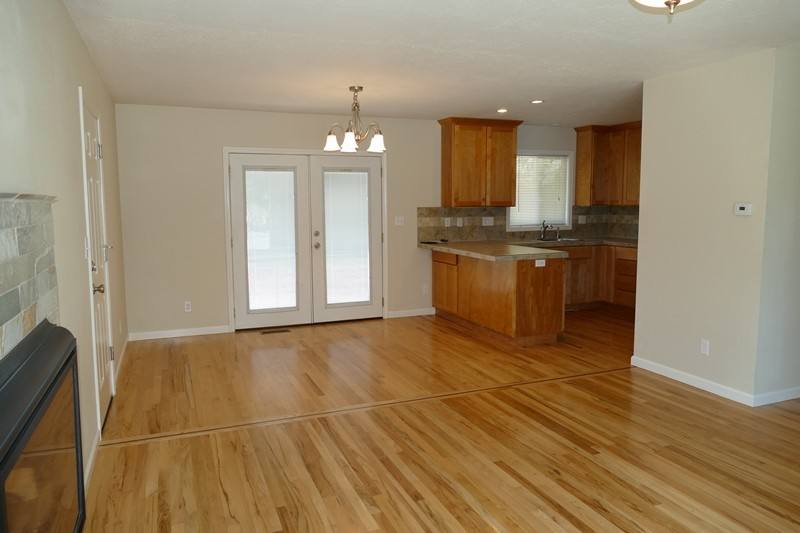 House for rent at 10851 SE Garrett Dr, Portland, OR 97222